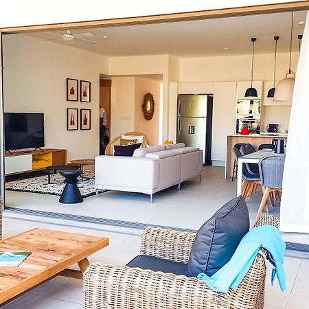 Mythic Suites & Villas By Mj Holidays Grand Gaube Exterior foto