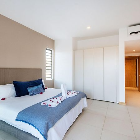 Mythic Suites & Villas By Mj Holidays Grand Gaube Exterior foto