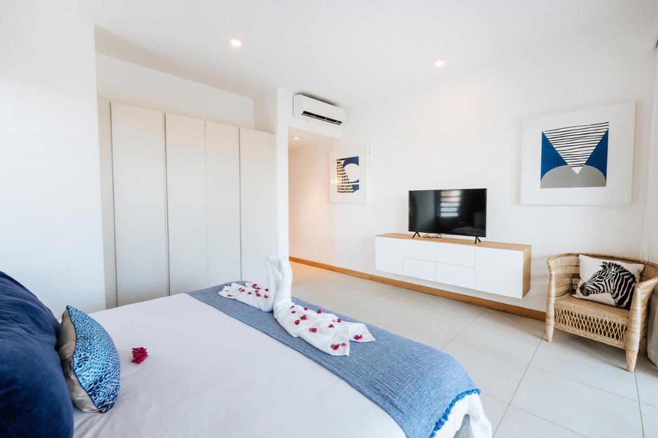 Mythic Suites & Villas By Mj Holidays Grand Gaube Exterior foto