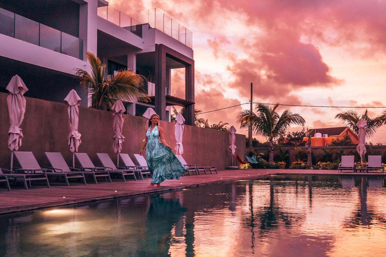 Mythic Suites & Villas By Mj Holidays Grand Gaube Exterior foto